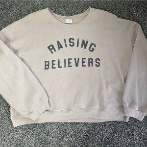 Cropped tan sweatshirt relaxed fit